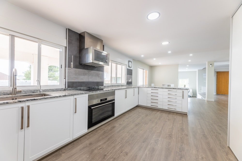 Property 2443 - Image 32